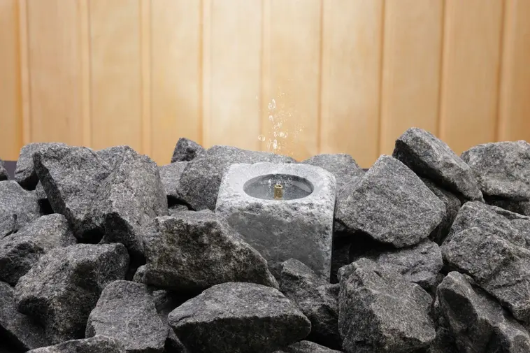 Sauna Dampsteen Met Fontein – SaunaSimo – Hukka